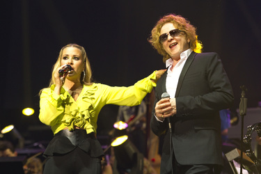 Anastacia, Mick Hucknall
