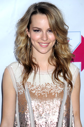Bridgit Mendler