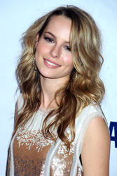 Bridgit Mendler