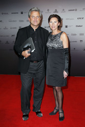 Jörg Knör mit Begleitung