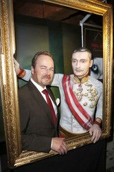 Till Demtröder mit Bodypaint-Model