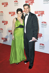 Pia Douwes mit Begleitung