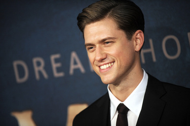 Aaron Tveit