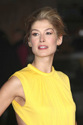 Rosamund Pike