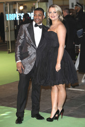 J.B. Gill (JLS) mit Freundin Chloe Tangney