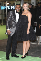 J.B. Gill (JLS) mit Freundin Chloe Tangney