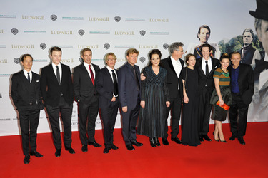 Tom Schilling, Friedrich Mücke, Gedeon Burkhard, André Eisermann, Justus von Dohnányi, Marie Noelle, Peter Sehr, Paula Beer, Sabin Tambrea, Hannah Herzsprung, Edgar Selge