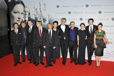 Tom Schilling, Justus von Dohnányi, Friedrich Mücke, Gedeon Burkhard, André Eisermann, Marie Noelle, Peter Sehr, Edgar Selge, Paula Beer, Sabin Tambrea, Hannah Herzsprung