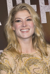 Rosamund Pike