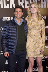 Tom Criuse, Rosamund Pike