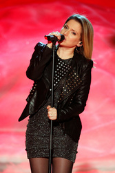 Jeanette Biedermann mit Band Ewig