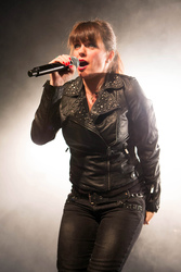 Marta Jandová (Die Happy)