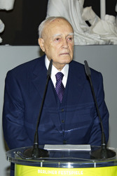 Karolos Papoulias