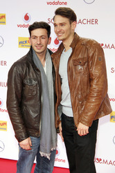 Arnel Taci, Vladimir Burlakov