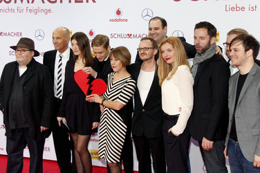 Matthias Schweighöfer mit seinem 'Schlussmacher'-Cast