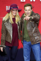 Gedeon Burkhard mit Freundin Anika Bormann