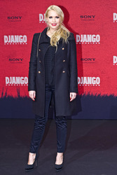 Lara-Isabelle Rentinck