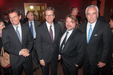 Guido Westerwelle mit Ehemnann Michael Mronz, Armin Rohde, Hans Reiner Schröder
