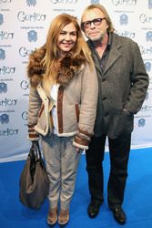 Volker Lechtenbrink mit Begleitung