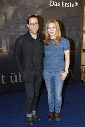 Jan Josef Liefers, Anna Loos