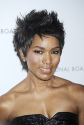 Angela Bassett