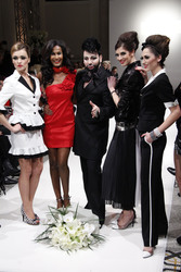 Harald Glööckler mit Model