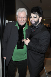 Harald Glööckler mit Lebensgefährte und Geschäftspartner Dieter Schroth