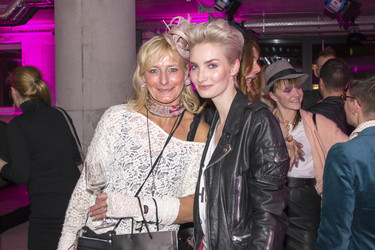 Anika Scheibe und Gast