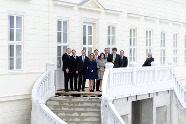 Stephan Weil, Beatrice Mountbatten-Windsor, David McAllister, Eugenie Mountbatten-Windsor und Gäste