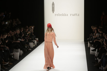 Rebekka Ruétz Model