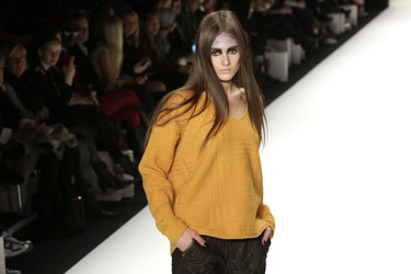 Rebekka Ruétz Model