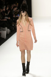 Rebekka Ruétz Model