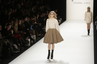 Rebekka Ruétz Model