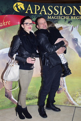 Björn Casapietra mit Ehefrau Anne Sophie und Tochter Stella Cheyenne