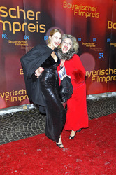 Christine Zierl, Veronika von Quast