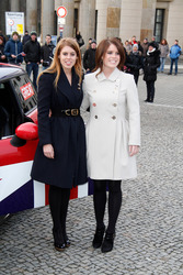 Beatrice Mountbatten-Windsor, Eugenie Mountbatten-Windsor