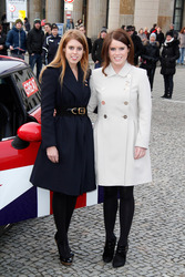 Beatrice Mountbatten-Windsor, Eugenie Mountbatten-Windsor