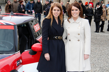 Beatrice Mountbatten-Windsor, Eugenie Mountbatten-Windsor