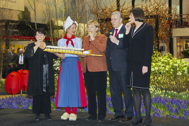 Sharon Dijksma, Angela Merkel, Klaus Wowereit, Ilse Aigner