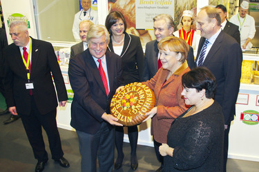 Ilse Aigner, Klaus Wowereit, Angela Merkel, Sharon Dijksma