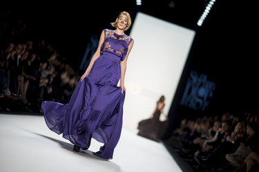 Stephan Pelger Model