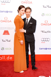 Tom Schilling mit Freundin Amelie Moosbach