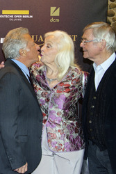 Dustin Hotfman, Gwyneth Jones, Tom Courtenay