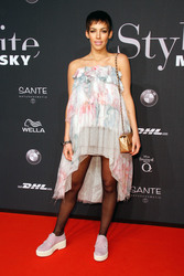 Alina Süggeler (Frida Gold)