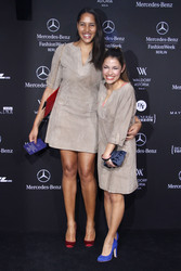 Cassandra Steen, Anna Julia Kapfelsperger