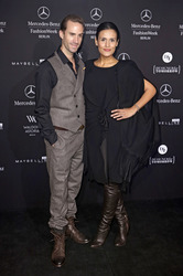 Joseph Fiennes, Maria Dolores Dieguéz