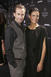 Joseph Fiennes, Maria Dolores Dieguéz