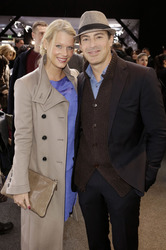 Gedeon Burkhard mit Freundin Anika Bormann