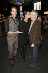 Joseph Fiennes, Maria Dolores Diéguez mit Pressfotografen