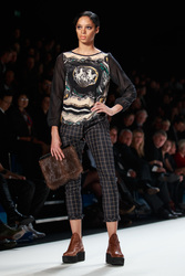 Kätlin Kaljuvee Model